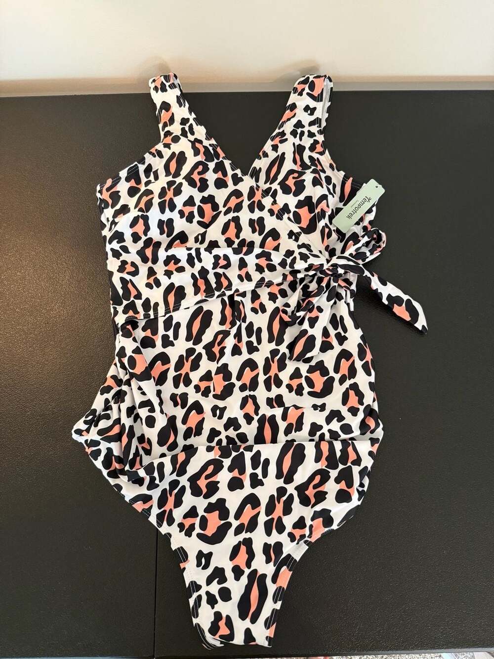 NEW- Tempotrek One Piece Swimsuit XL Leopard Print